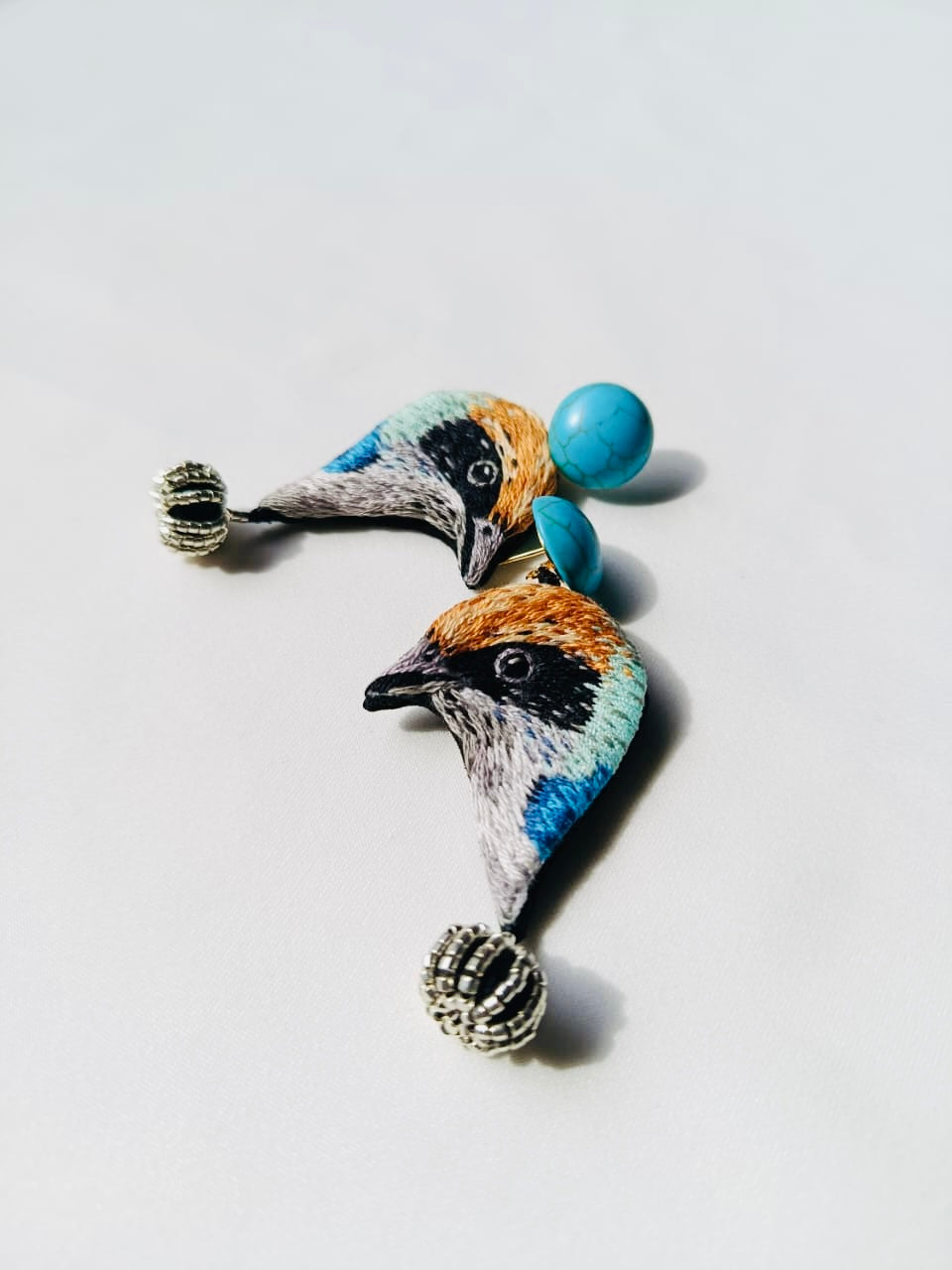 ARETES PÁJARO TRIGUERO