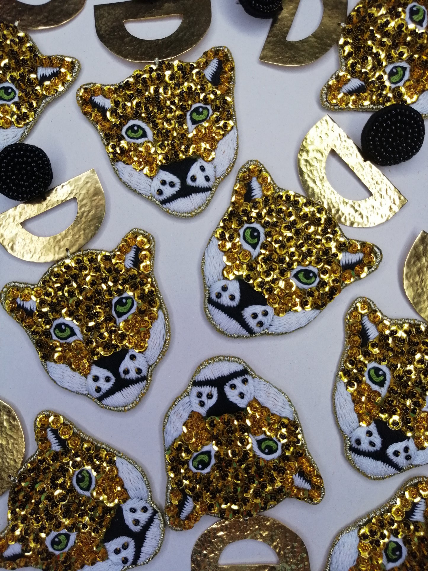 Aretes Jaguar